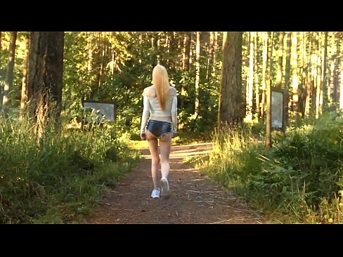 ❤️ Moaie frou beweecht stadich, net neaken video ❤️❌ Pornofideo by ús fy.newsexxxx.ru ❌️❤